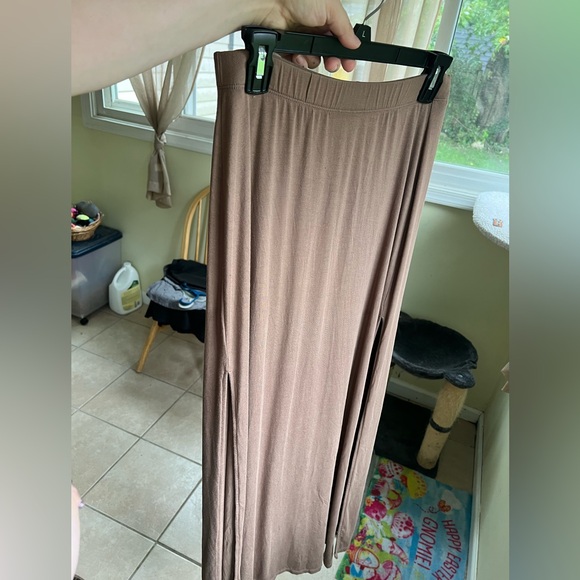 Women’s long skirt with side split size L - Picture 3 of 6